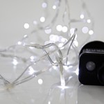 ΣΕΙΡΑ, 240 LED 3mm, 31V ΜΕΤΑΣΧΗΜΑΤΙΣΤΗ, 8 ΠΡΟΓΡΑΜΜΑΤΑ & ΜΝΗΜΗ, ΔΙΑΦΑΝΟ PVC ΚΑΛΩΔΙΟ, ΛΕΥΚΟ LED ΑΝΑ 5cm, ΠΡΟΕΚΤΑΣΗ ΠΑΡΟΧΗΣ 3m, IP44