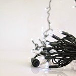 ΣΕΙΡΑ, 100 LED 5mm, 230V, 3 ΕΠΕΚΤΑΣΕΙΣ ΕΩΣ 9 ΣΕΤ, ΠΡΑΣΙΝΟ ΚΑΟΥΤΣΟΥΚ ΚΑΛΩΔΙΟ, 90 ΛΕΥΚA + 10 ΛΕΥΚΑ FLASH LED, ANA 10cm, ΠΡΟΕΚΤΑΣΗ ΠΑΡΟΧΗΣ 1,5m, ΙΡ65