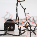 ΣΕΙΡΑ, 240 LED 3mm, 31V ΜΕΤΑΣΧΗΜΑΤΙΣΤΗ, 8 ΠΡΟΓΡΑΜΜΑΤΑ & ΜΝΗΜΗ, ΠΡΑΣΙΝΟ PVC ΚΑΛΩΔΙΟ, ΚΟΚΚΙΝΟ LED, ΑΝΑ 5cm, ΠΡΟΕΚΤΑΣΗ ΠΑΡΟΧΗΣ 3m, ΙΡ44