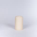 DECORATIVE CANDLE ECRU WITH VANILLA SCENT 6x10cm.